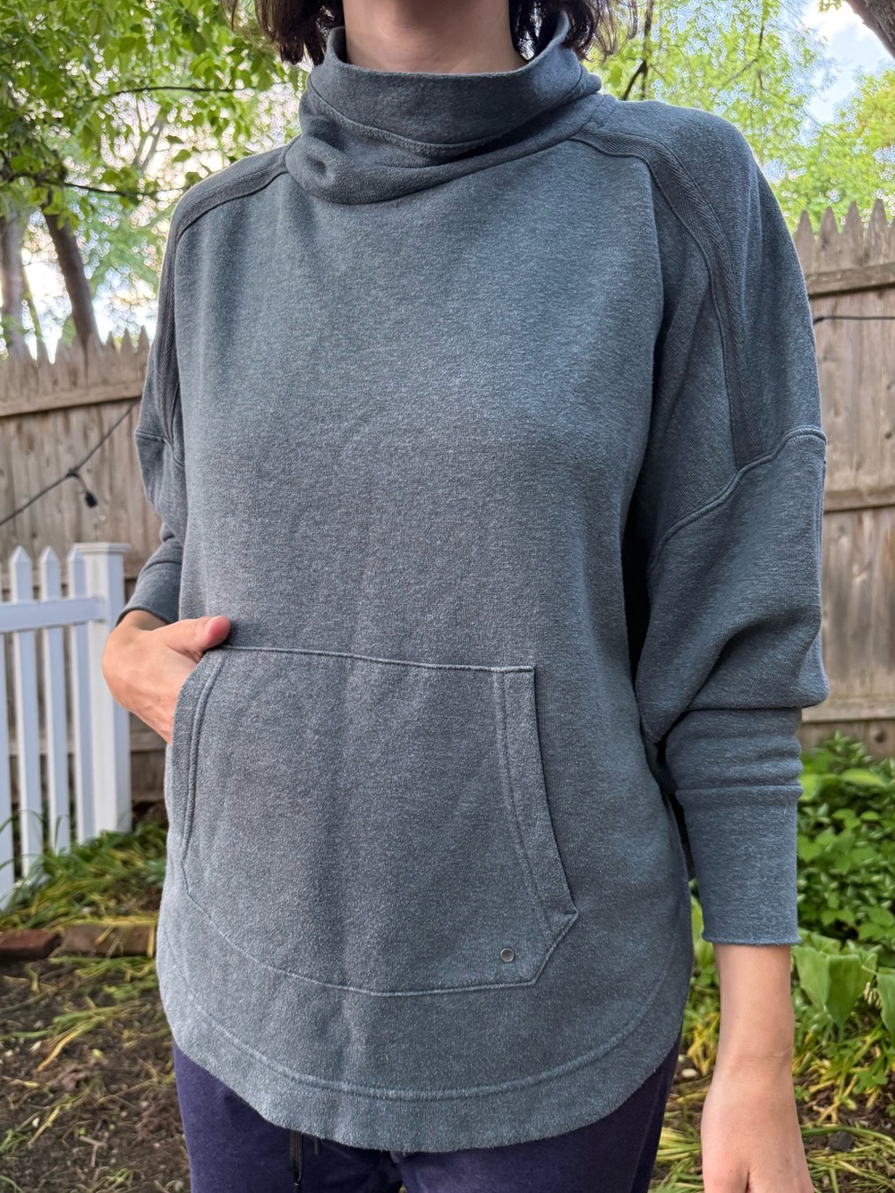 Prana Relaxed Charcoal Gray Turtleneck Pullover Sweater Gorpcore Athleisure